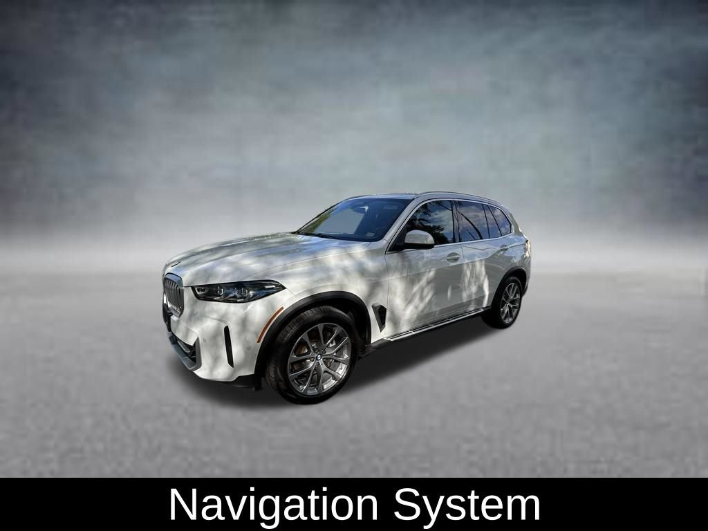 Used 2025 BMW X5 xDrive40i AWD/4WD image 3