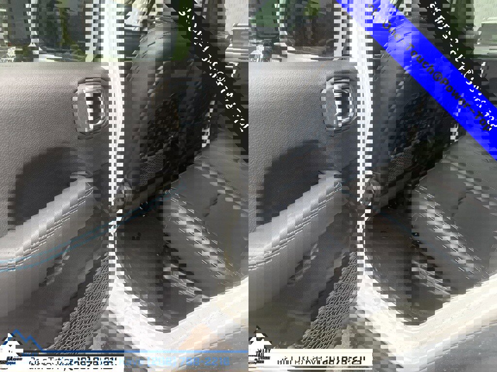 Used 2023 Jeep Wrangler Unlimited Rubicon 4xe w/ Safety Group image 26