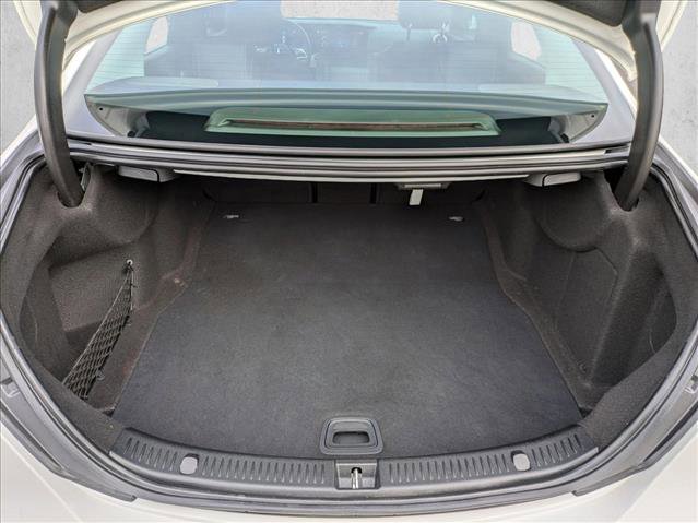 Used 2022 Mercedes-Benz E 350 Sedan image 9