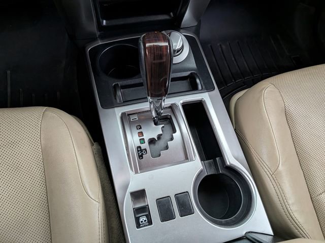 Used 2014 Toyota 4Runner Limited image 32