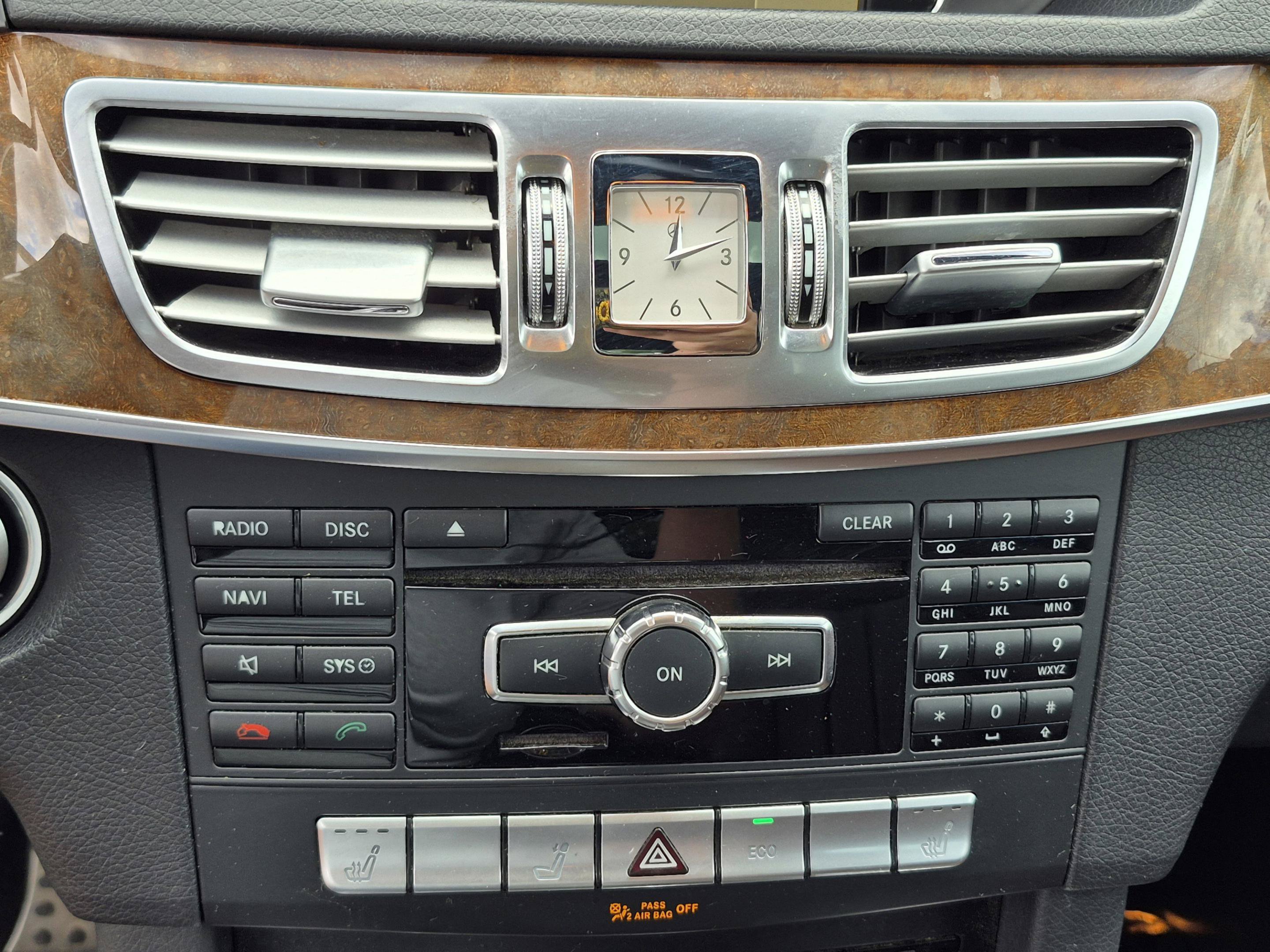 Used 2015 Mercedes-Benz E 350 4MATIC Wagon image 29