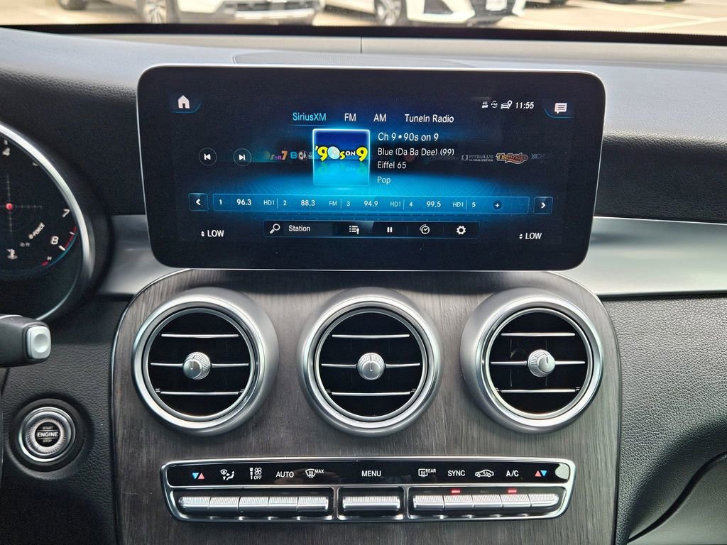 Used 2022 Mercedes-Benz GLC 300 4MATIC image 10
