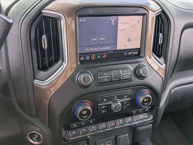 Used 2019 Chevrolet Silverado 1500 High Country w/ Technology Package image 12