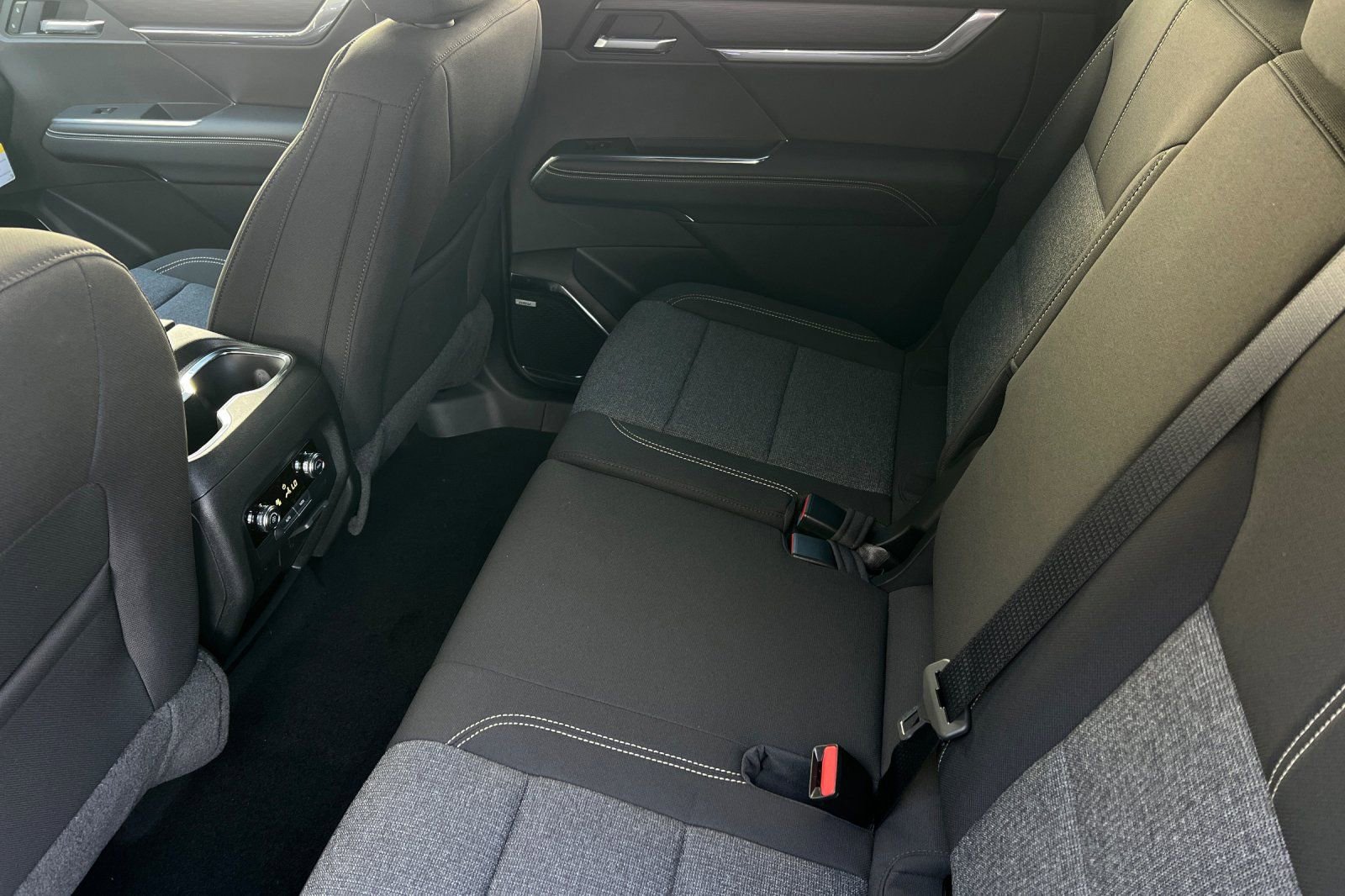 New 2026 GMC Acadia Elevation FWD image 10