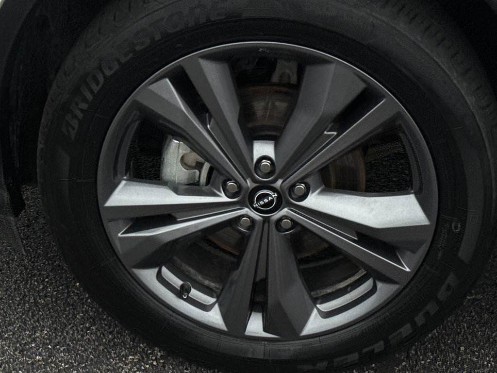 Certified 2024 Nissan Murano Platinum w/ Cargo Package image 9