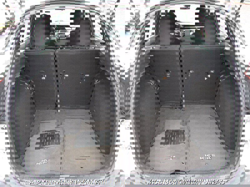 Used 2020 Nissan Kicks S image 14