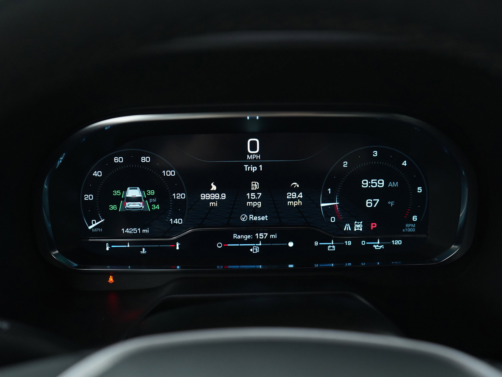 Used 2024 GMC Yukon SLT w/ SLT Luxury Package image 27