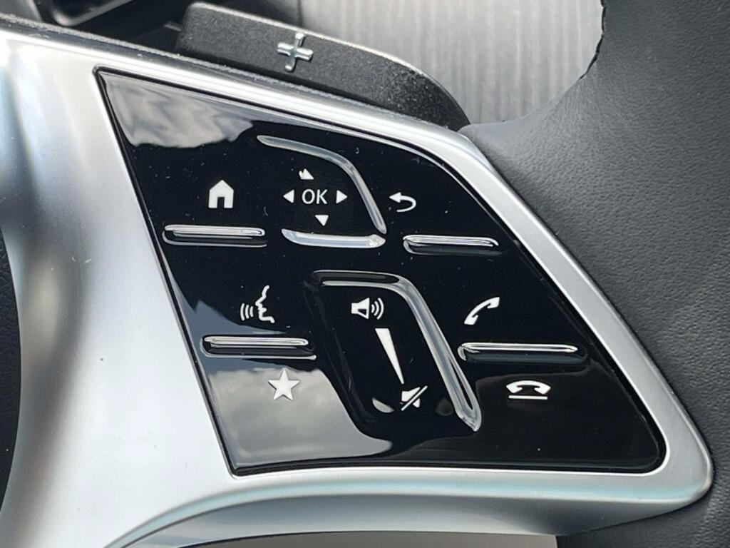 New 2026 Mercedes-Benz C 300 4MATIC Sedan image 35