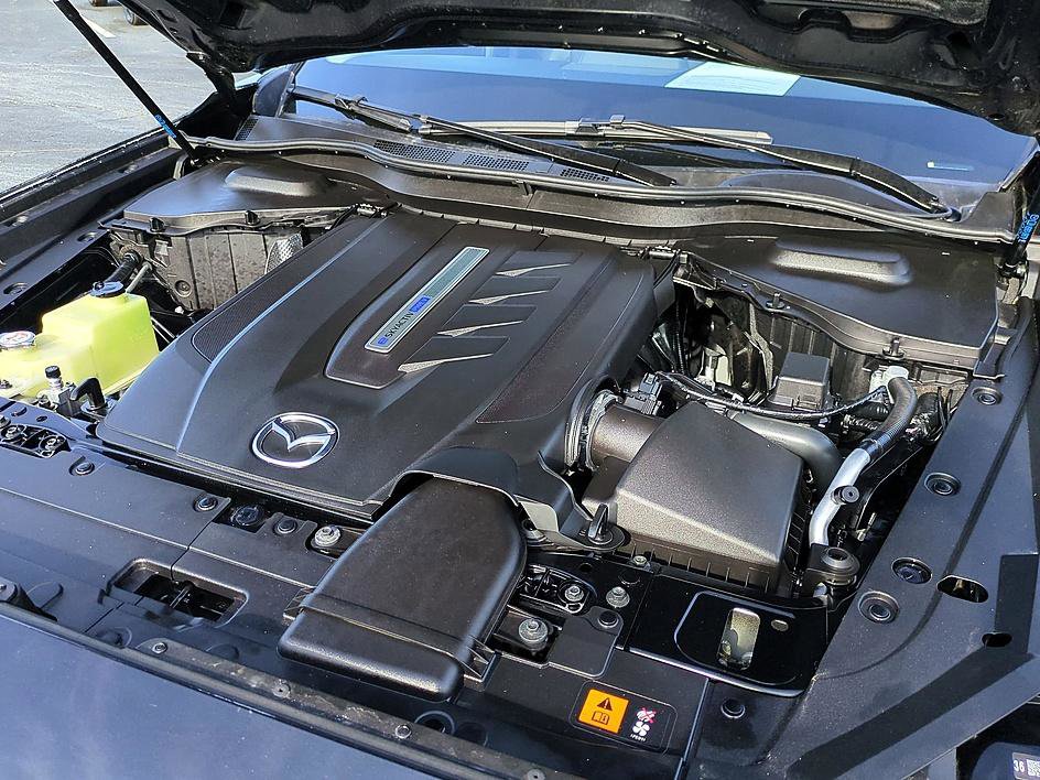 Certified 2024 MAZDA CX-90 Plug-In Hybrid w/ Preferred image 42