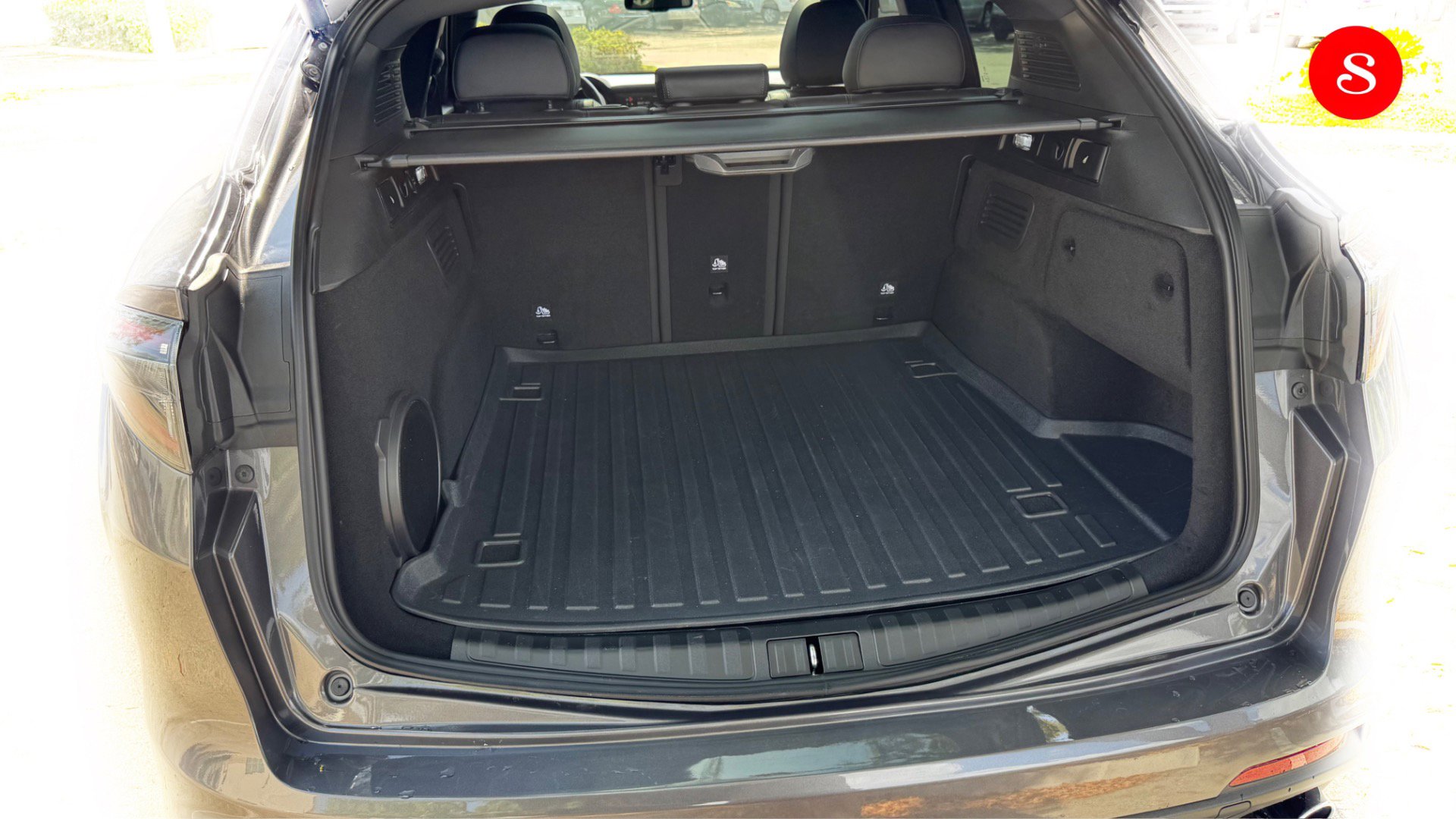 Used 2024 Alfa Romeo Stelvio Quadrifoglio w/ Active Assist Plus Package image 7