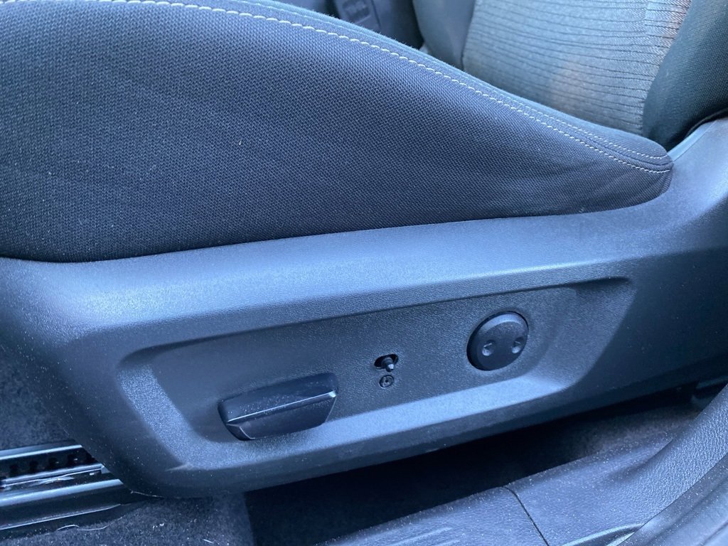 Used 2021 Nissan Rogue SV image 14