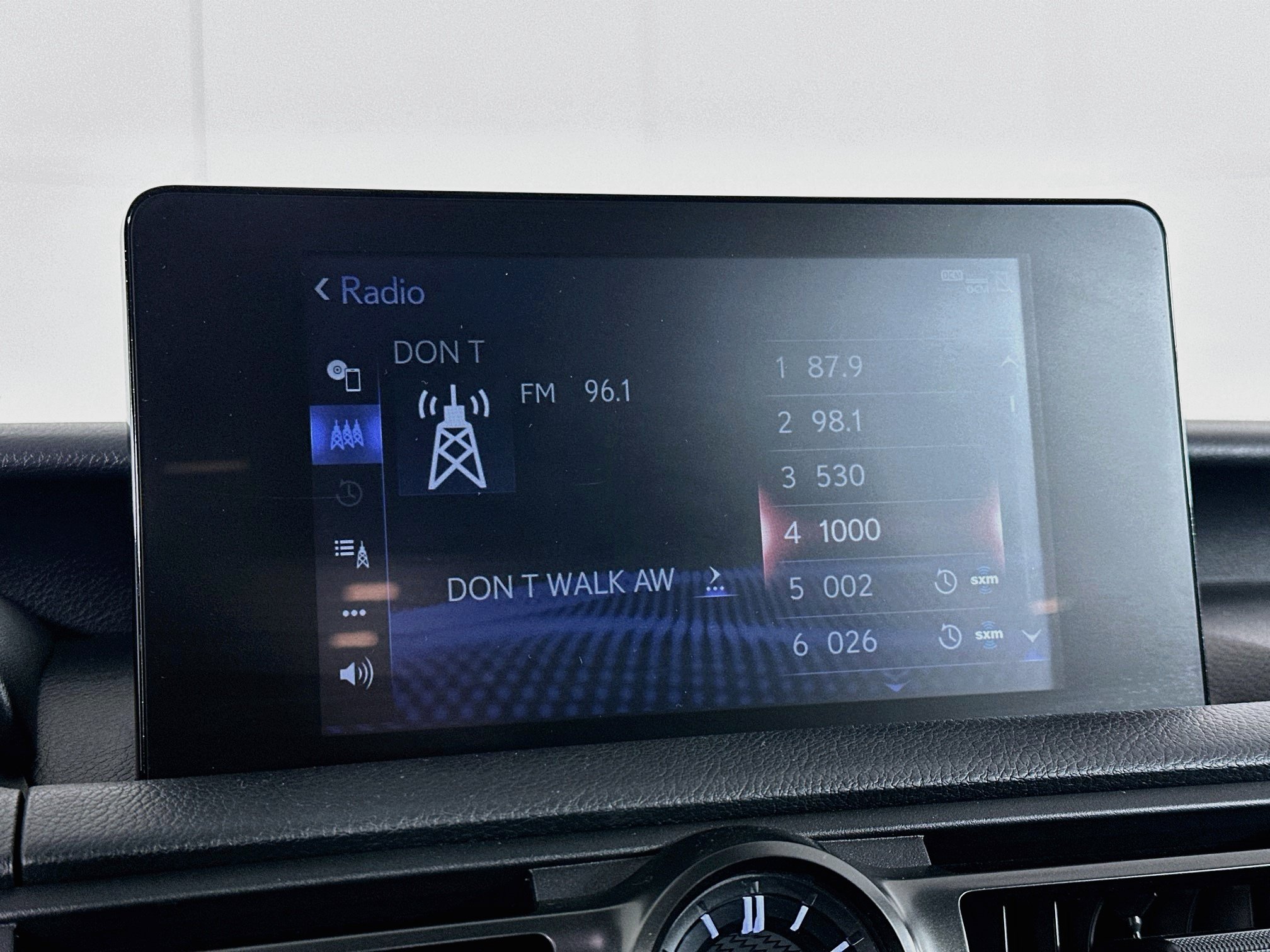 Used 2024 Lexus IS 350 F Sport RWD image 21