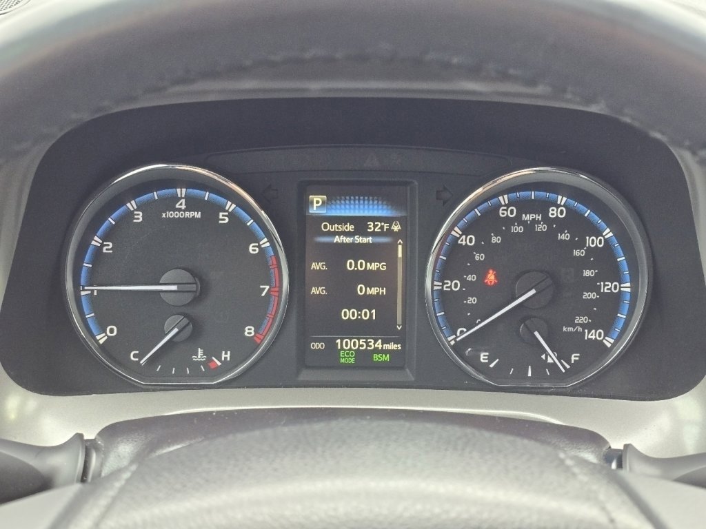 Used 2018 Toyota RAV4 Limited image 24