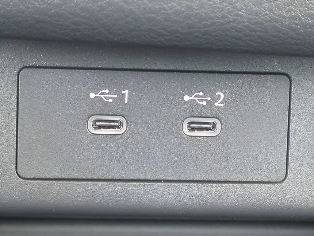 Certified 2026 Nissan Rogue SV FWD image 36