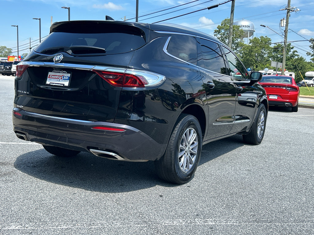 Used 2024 Buick Enclave Premium image 8