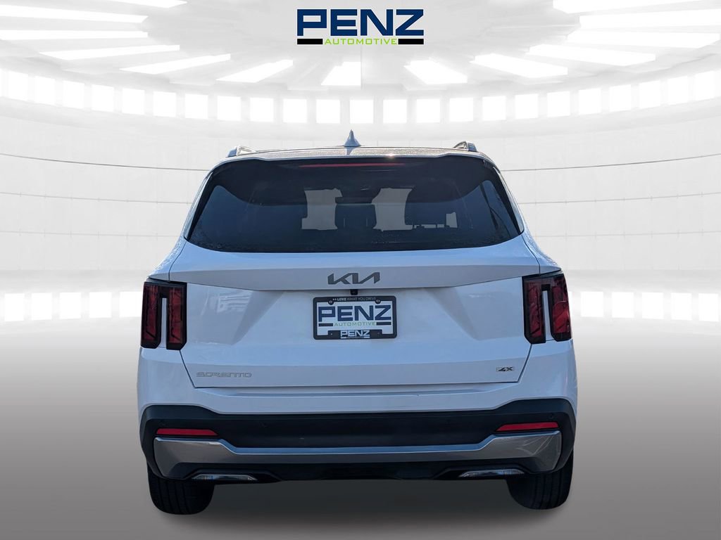 Used 2025 Kia Sorento S w/ Panoramic Sunroof Package image 6