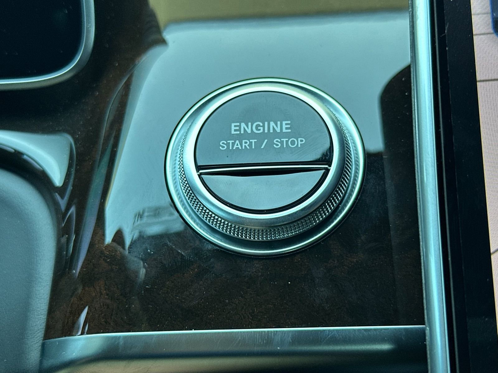 Certified 2024 Mercedes-Benz S 580e 4MATIC Sedan image 26