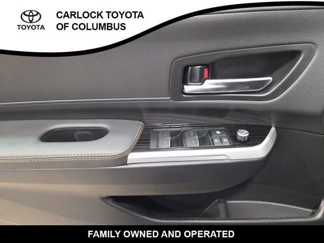 New 2026 Toyota Sienna XLE Woodland Edition AWD/4WD image 12