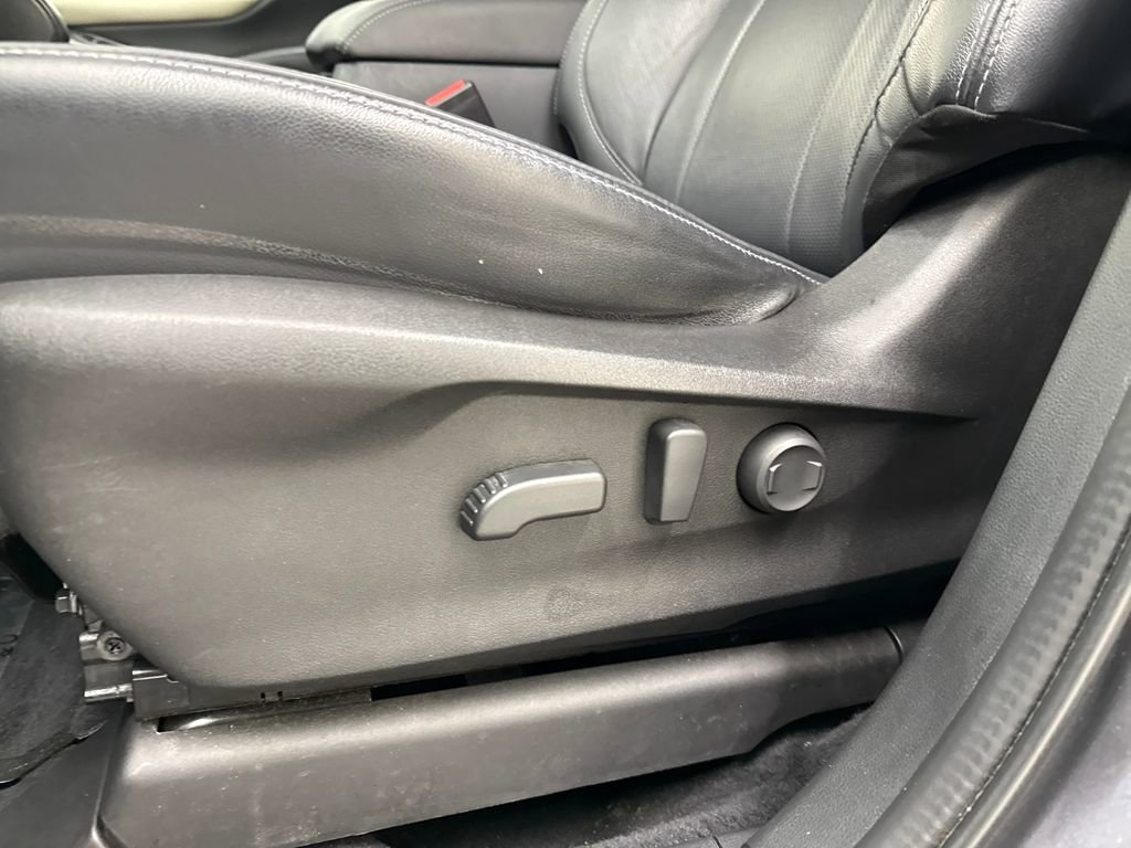 Used 2022 Subaru Ascent Touring w/ Popular Package #2A image 13