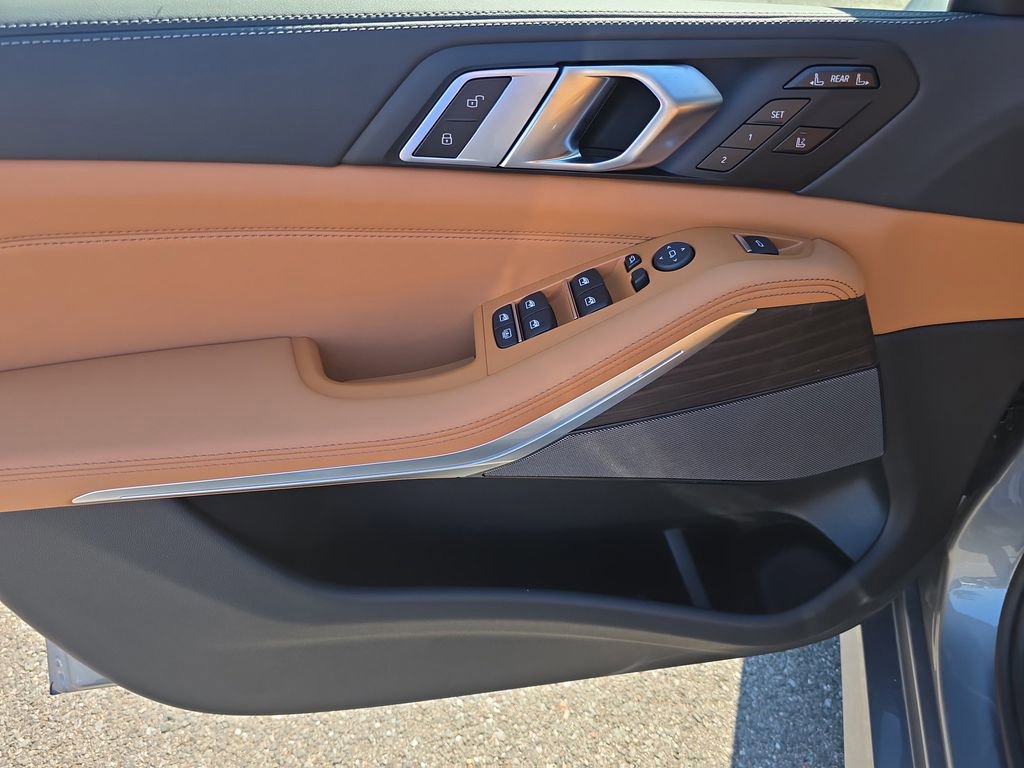 New 2026 BMW X7 xDrive40i image 11