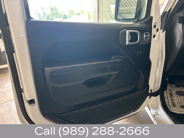 Used 2019 Jeep Wrangler Sport w/ Quick Order Package 28S AWD/4WD image 11