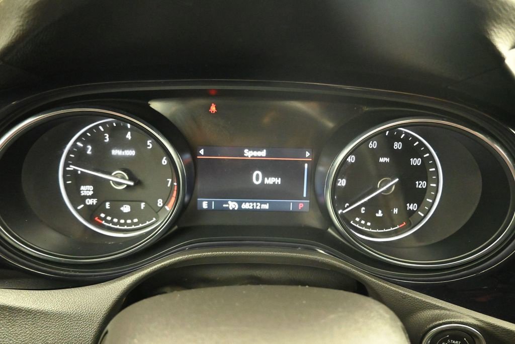 Used 2021 Buick Encore GX Preferred w/ Cold Weather Comfort Package FWD image 17