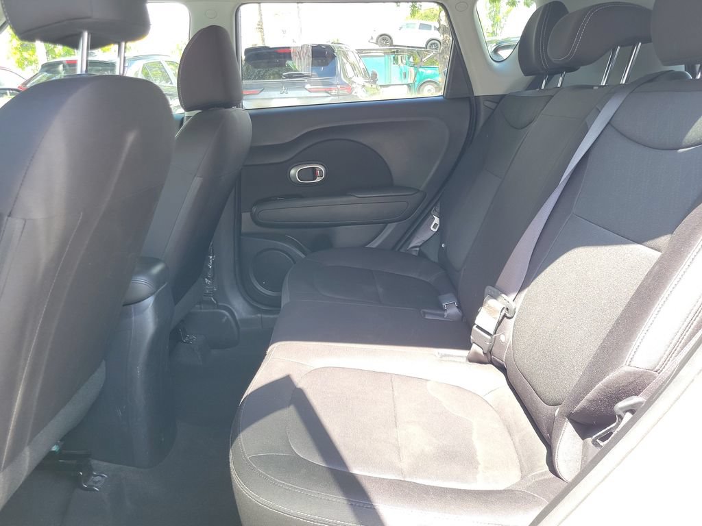 Used 2018 Kia Soul FWD image 9