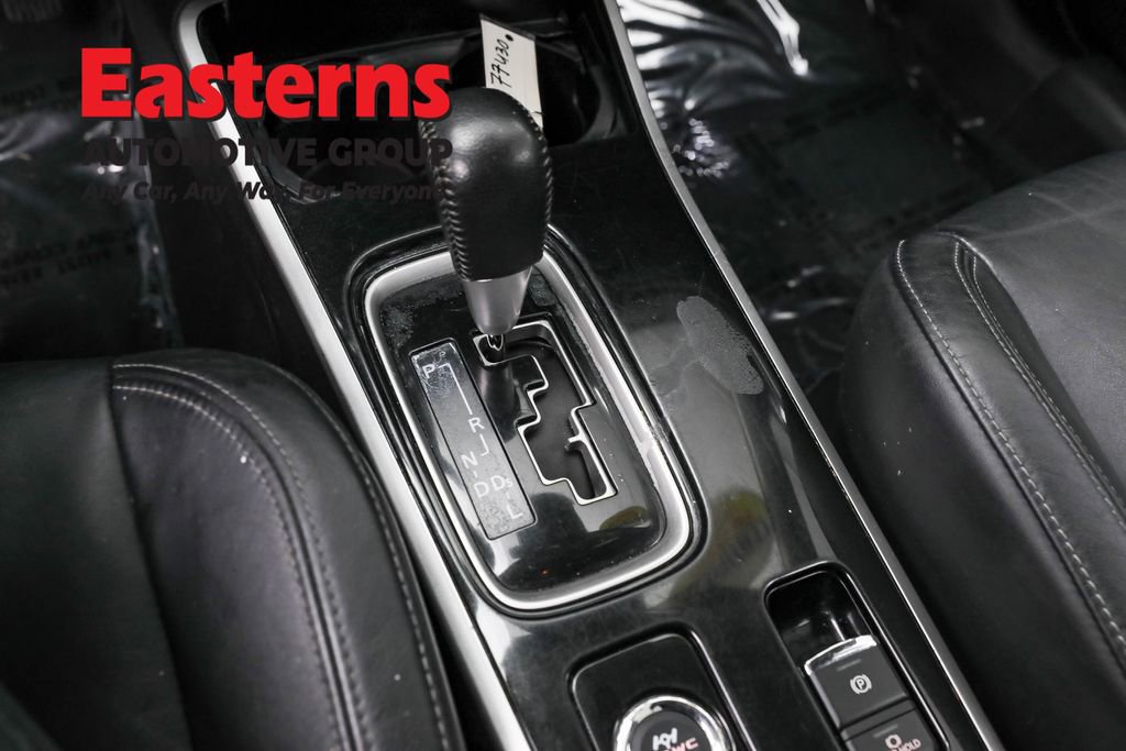 Used 2020 Mitsubishi Outlander SEL image 13