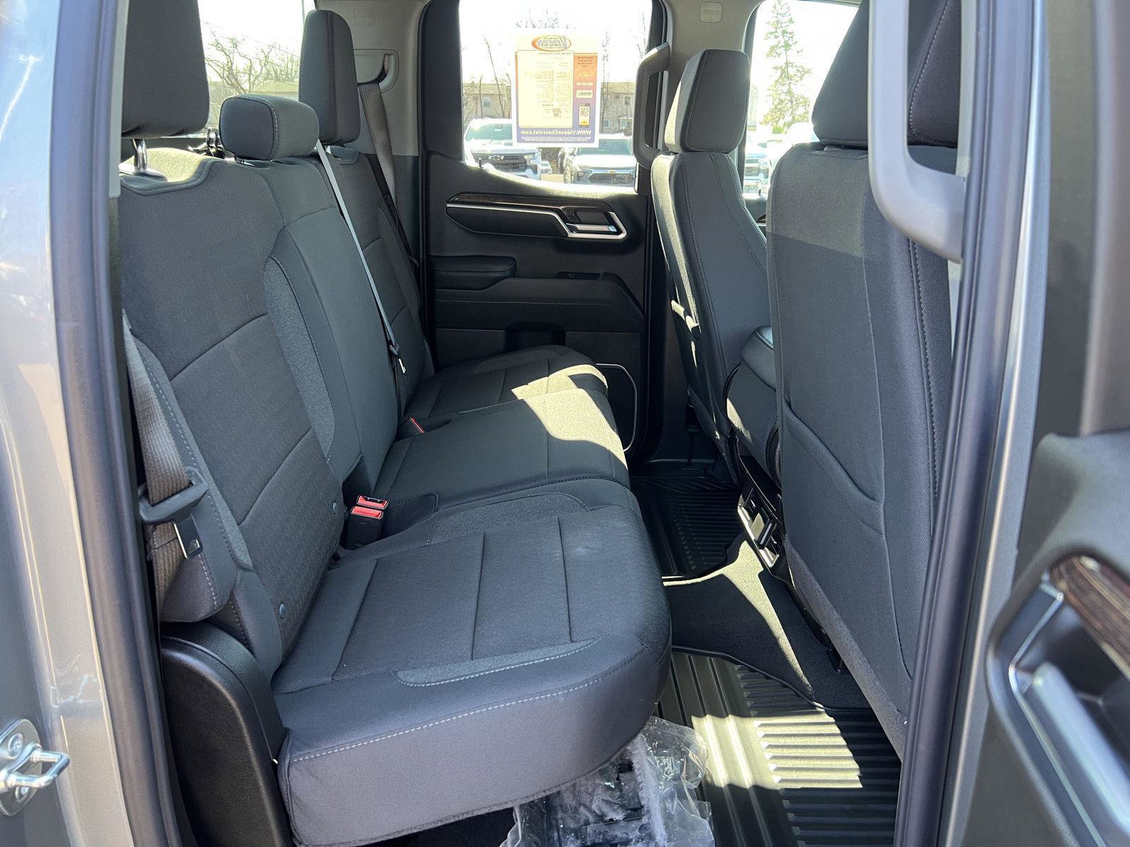 Used 2026 GMC Sierra 1500 Elevation image 16