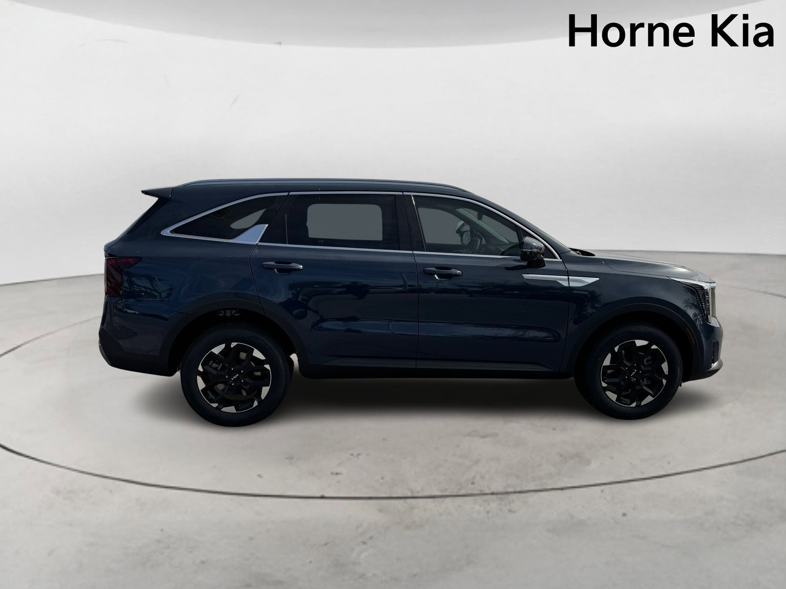 New 2026 Kia Sorento S image 3