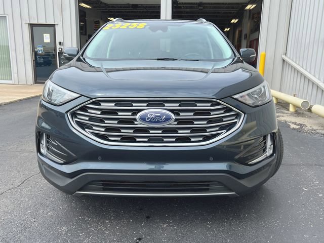 Used 2023 Ford Edge Titanium AWD/4WD image 3
