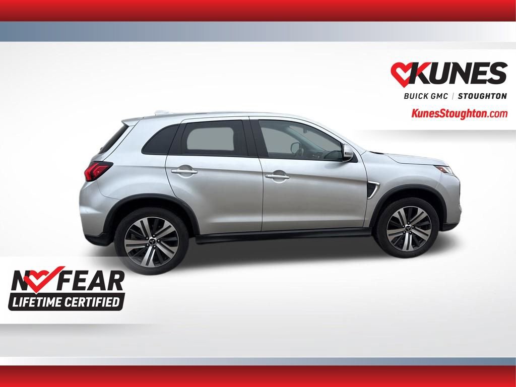 Used 2022 Mitsubishi Outlander Sport SE image 13