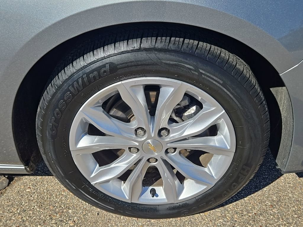 Used 2024 Chevrolet Malibu LT image 39