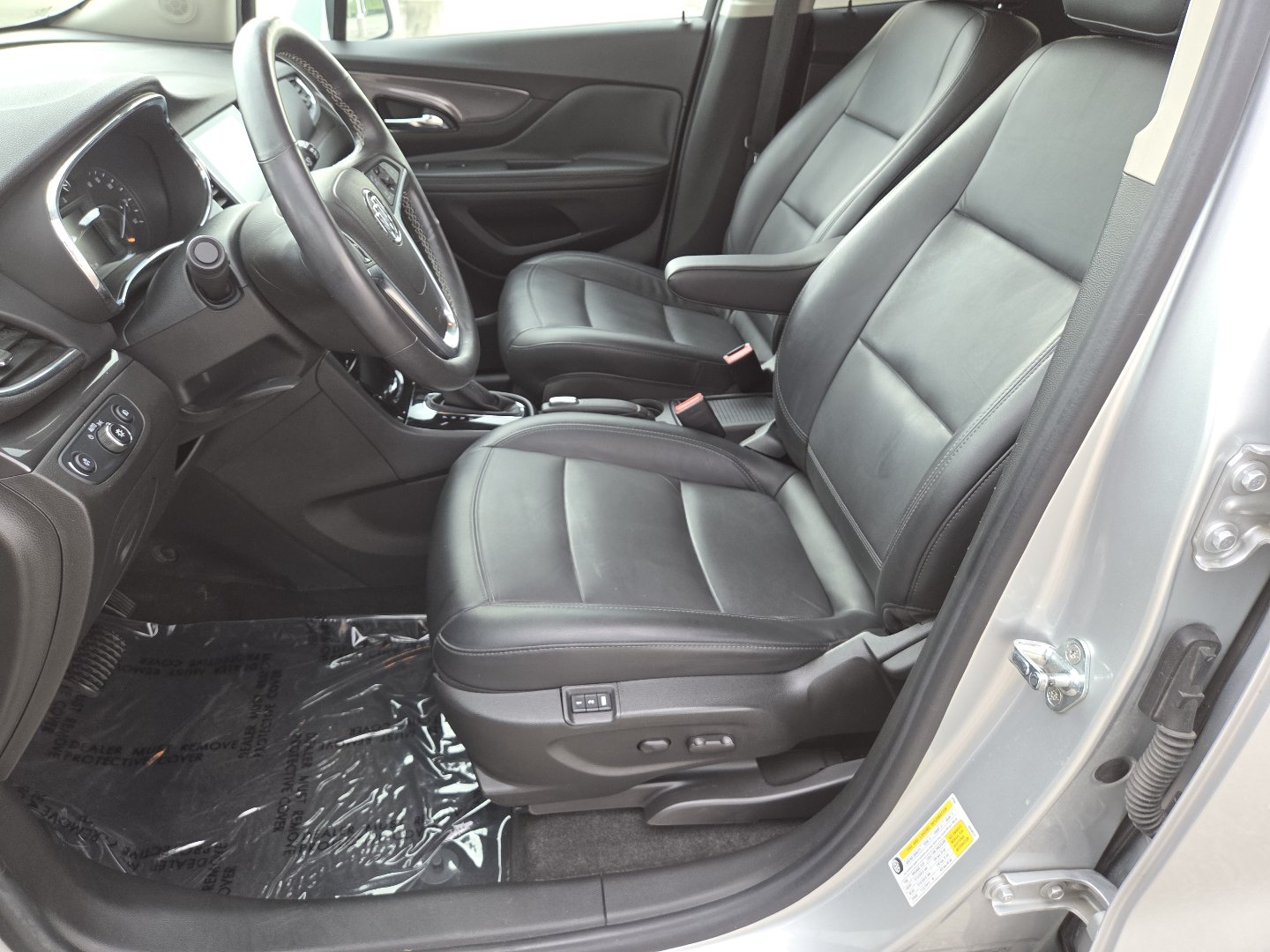 Used 2017 Buick Encore Essence FWD image 22