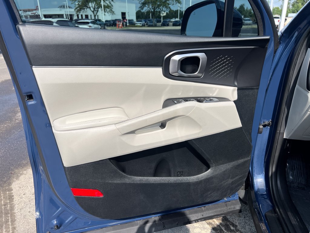 Certified 2024 Kia Sorento S w/ Panoramic Sunroof Package FWD image 11