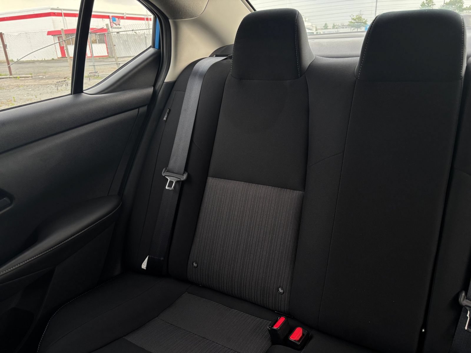 Used 2025 Nissan Sentra SV FWD image 34
