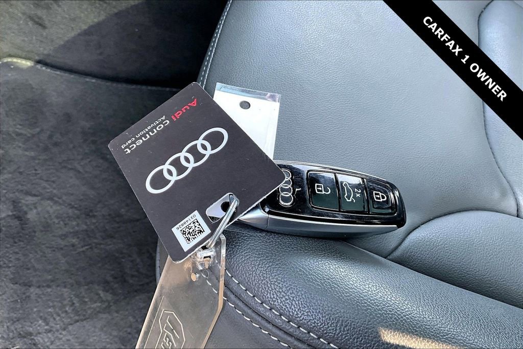 Used 2025 Audi Q8 Premium image 34