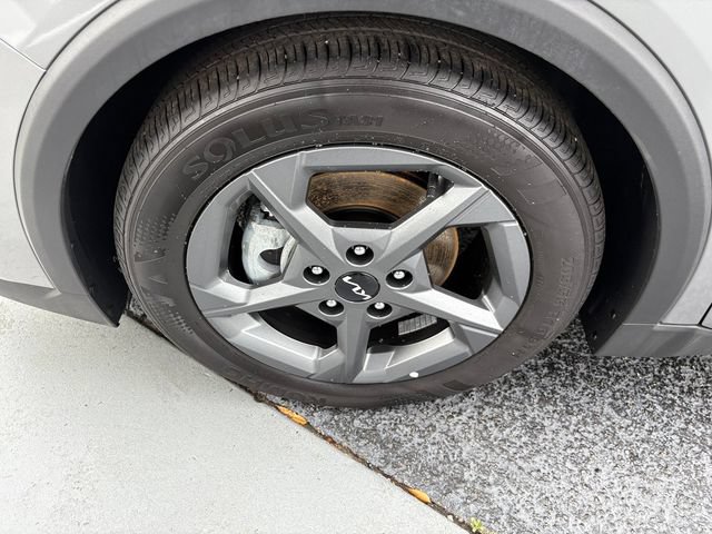 Used 2025 Kia K4 FWD image 3