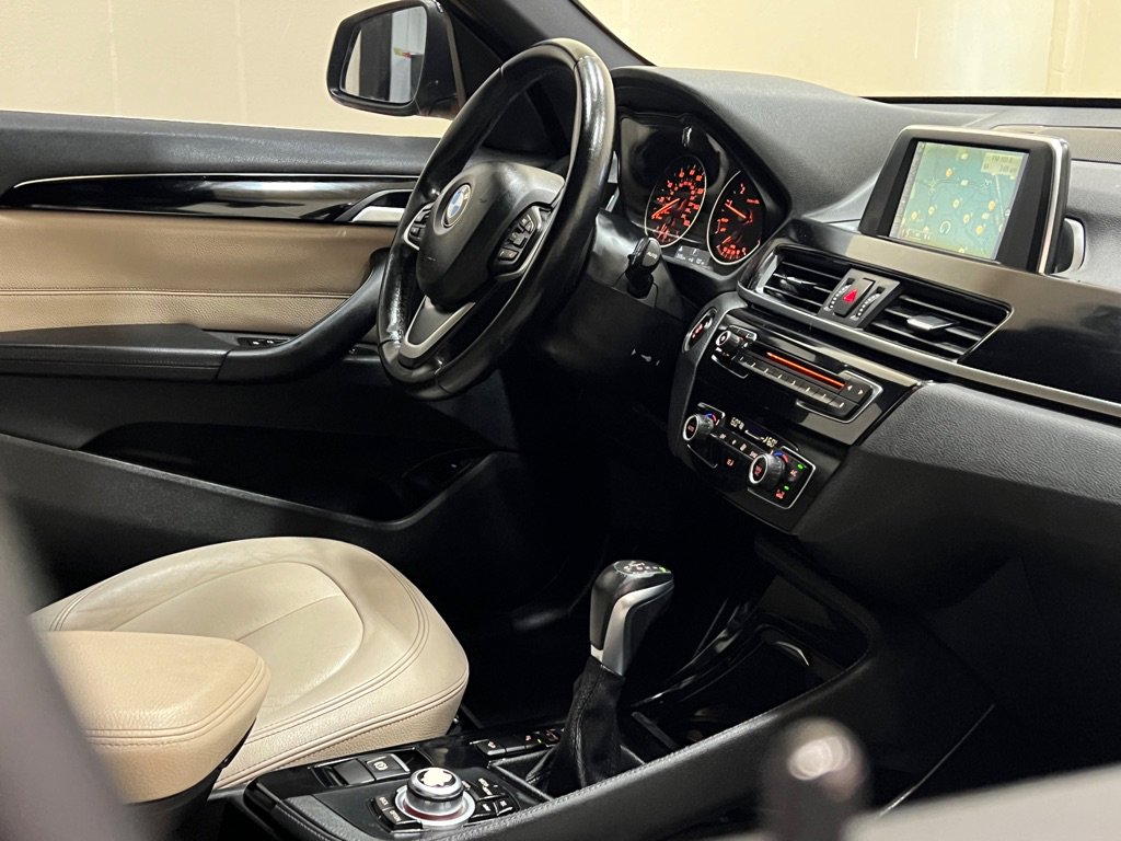 Used 2016 BMW X1 xDrive28i AWD/4WD image 19