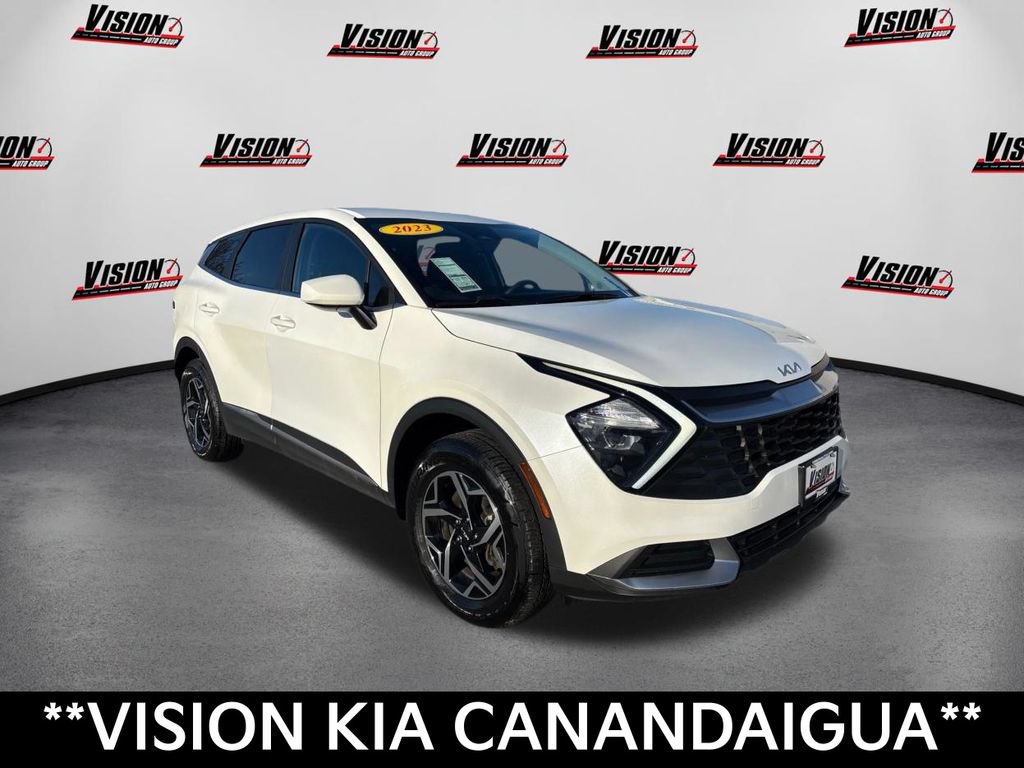 Certified 2023 Kia Sportage LX AWD/4WD image 3