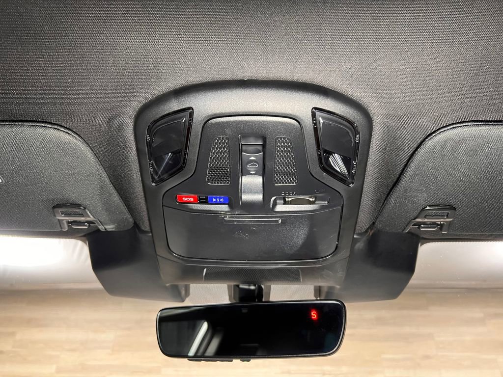 Used 2025 Subaru Outback Wilderness image 12