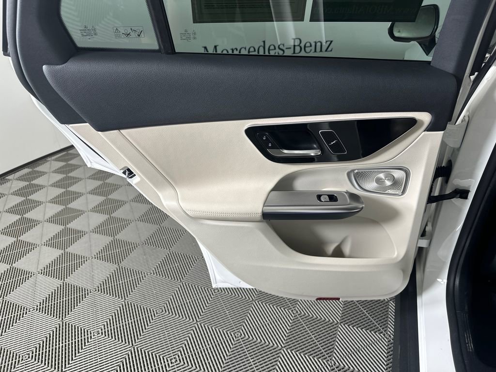 Certified 2026 Mercedes-Benz GLC 350e 4MATIC image 24