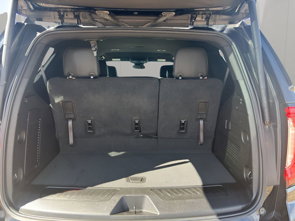 Used 2024 GMC Yukon SLT image 31