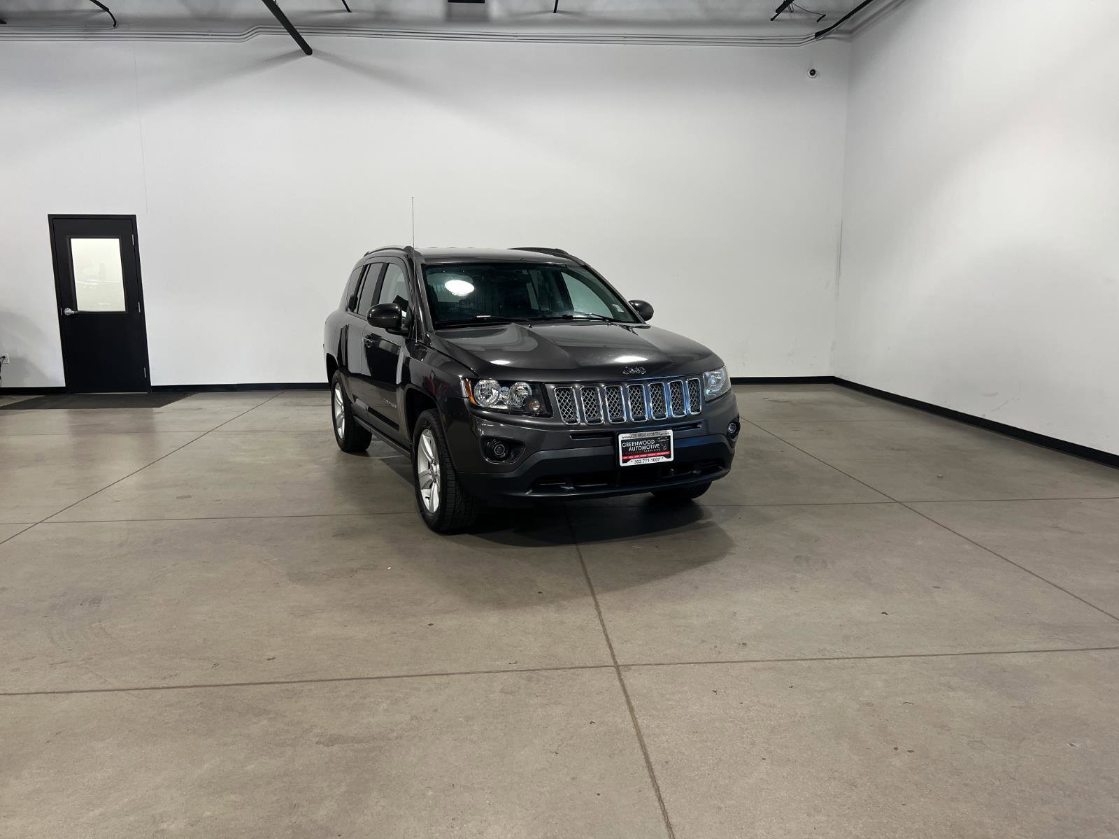 Used 2014 Jeep Compass Latitude AWD/4WD image 1