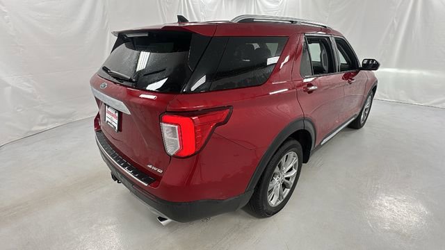 Used 2022 Ford Explorer Limited w/ Class IV Trailer Tow Package AWD/4WD image 3