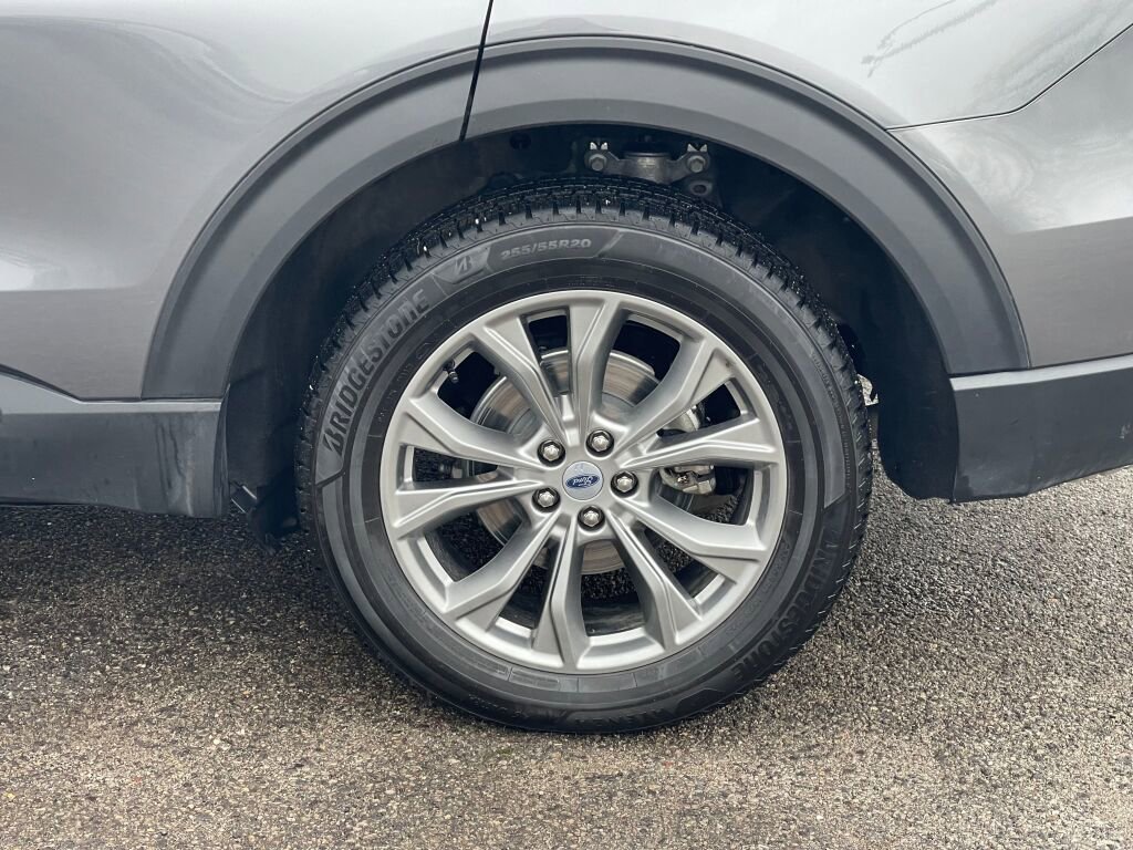 Used 2022 Ford Explorer XLT w/ Equipment Group 202A image 30