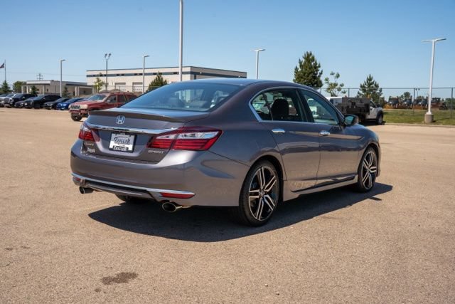 Used 2016 Honda Accord Sport image 7