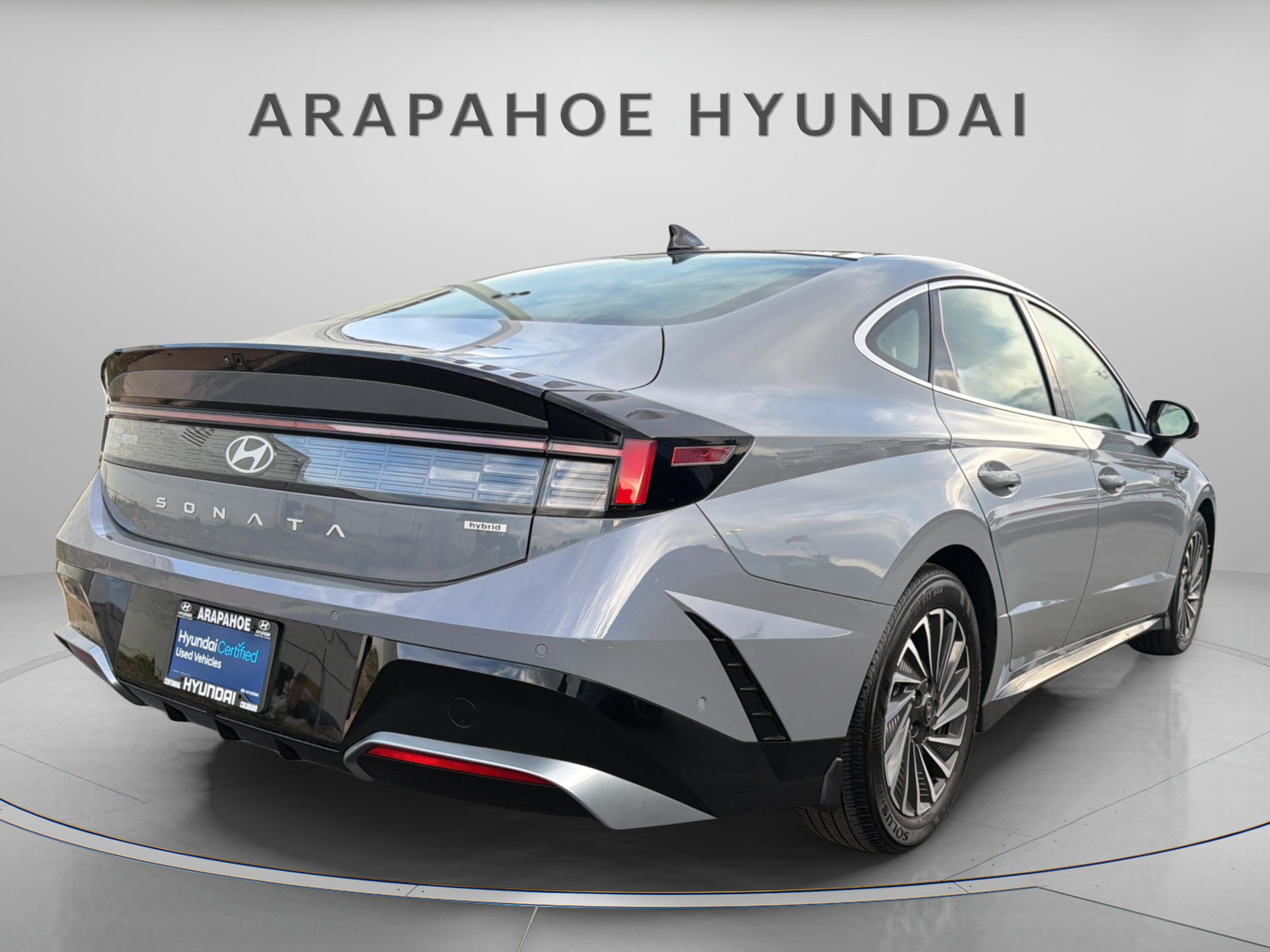 Used 2024 Hyundai Sonata Limited FWD image 5