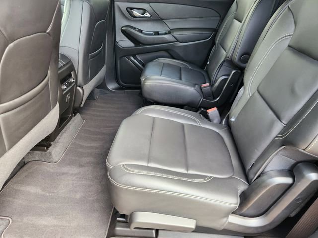 Used 2023 Chevrolet Traverse LT FWD image 30