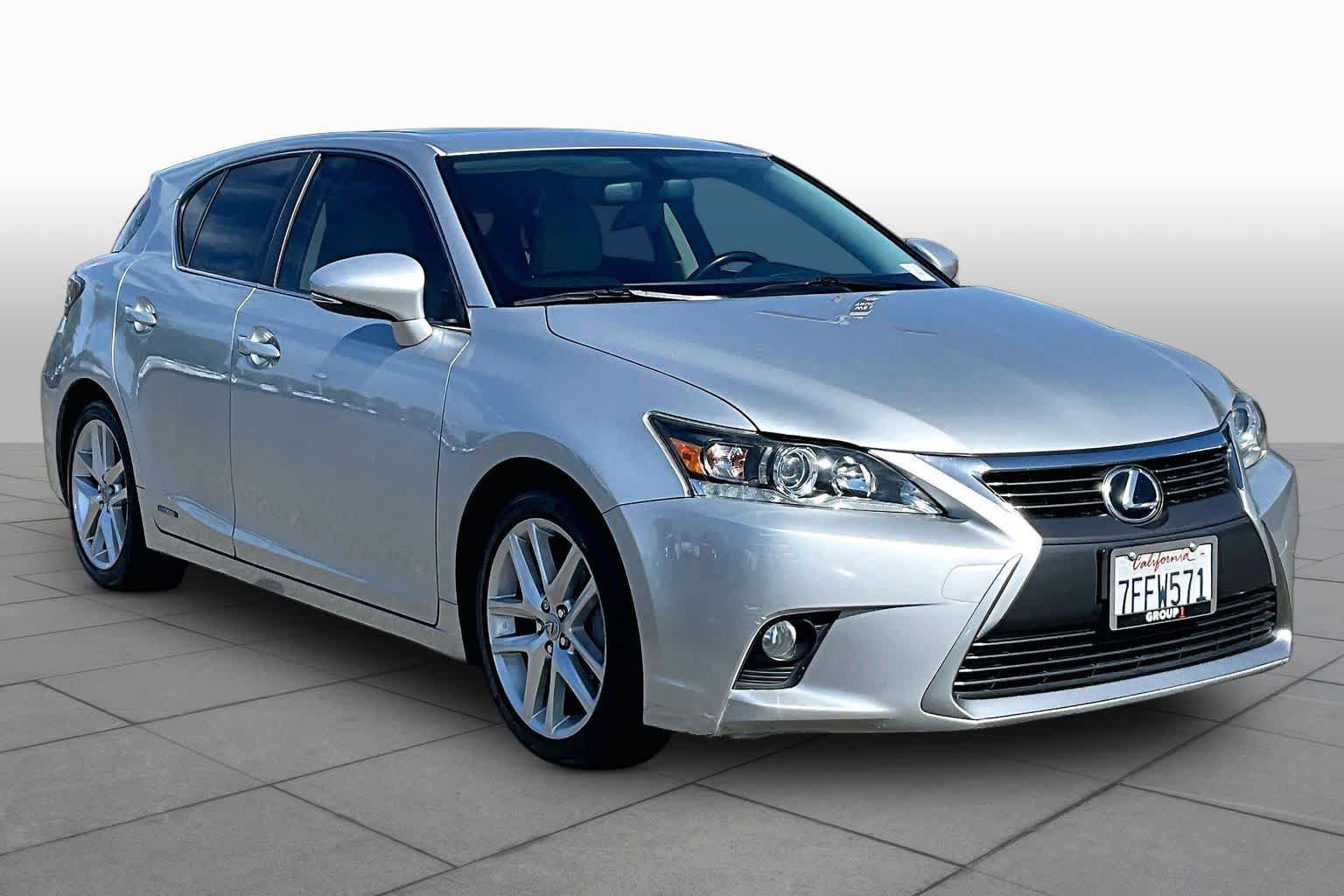 Used 2014 Lexus CT 200h FWD image 2